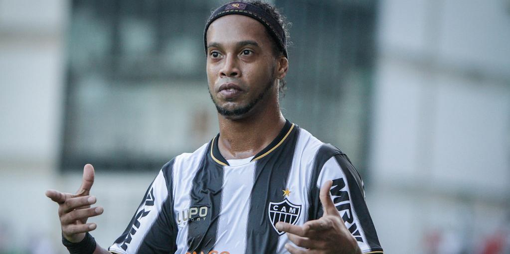 Justiça bloqueia contas do Atlético por dívida com Ronaldinho Gaúcho (Bruno Cantini / Atlético)
