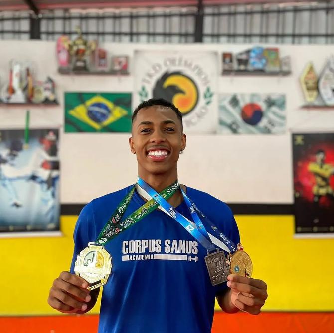 Vinicius também é atleta da seleção brasileira (Redes Sociais)