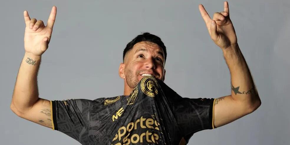 Meia jogará Copa do Brasil pelo time de fut 7, que já teve outras estrelas (Pedro Martins/Resenha FC)