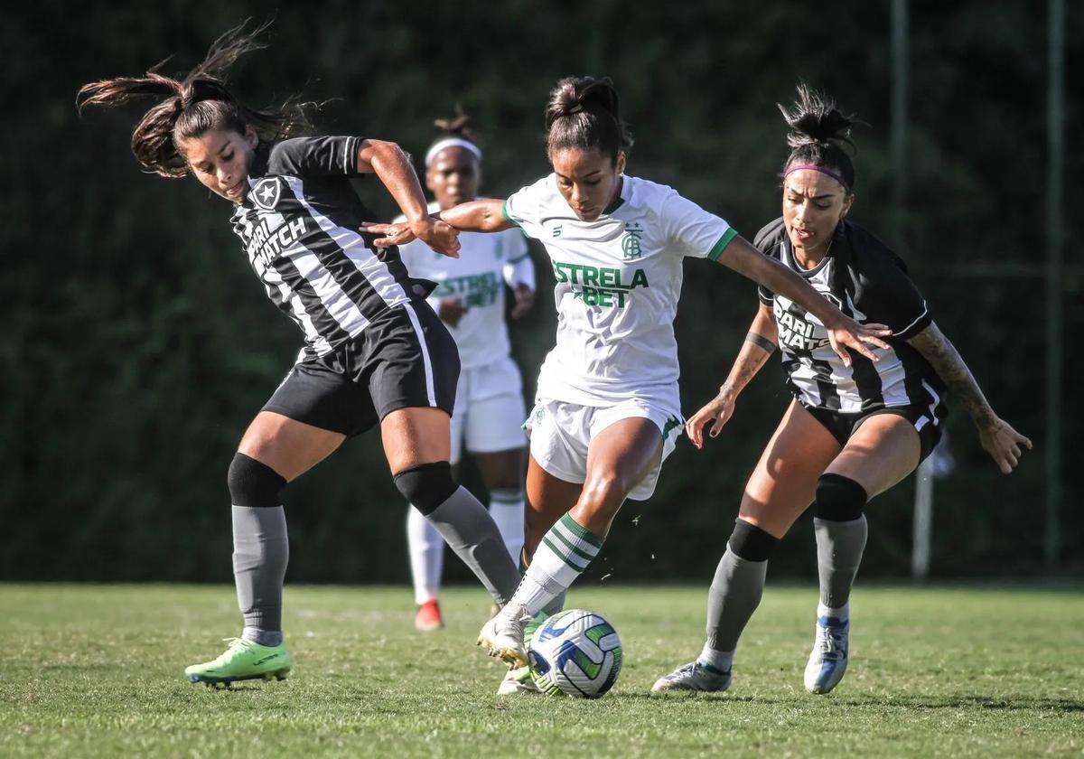 Spartanas enfrentam o Fortaleza pelo acesso (Divulgação América)