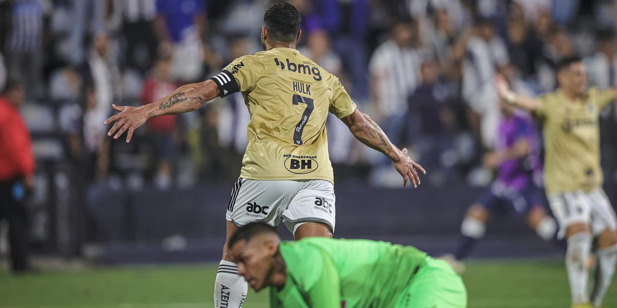 Galo vence o Alianza com gol de Hulk e aumenta sua chance de classificação na Libertadores