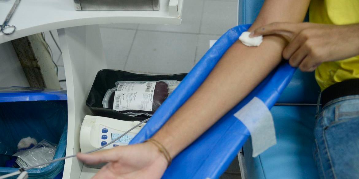 Lema este ano é Doe sangue, doe plasma, compartilhe a vida (Tomaz Silva/Agência Brasil)