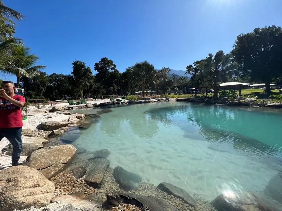 Lago artificial é interditado na casa de Neymar (Divulgação)