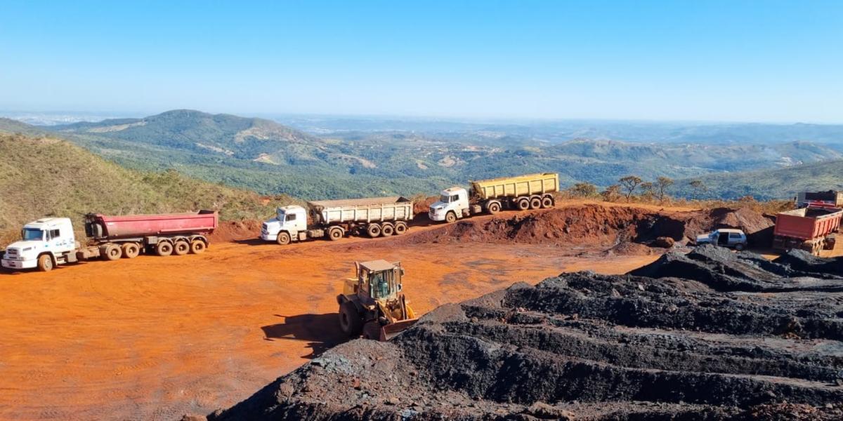 PM prende 20 pessoas suspeitas de extração ilegal de minério de ferro na Serra da Piedade