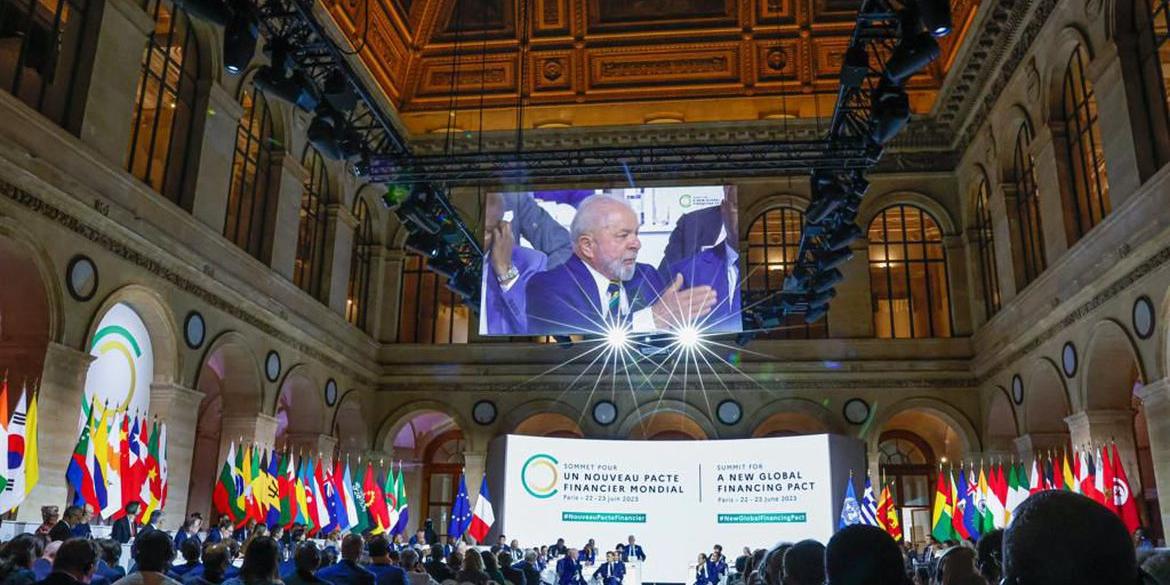 Presidente falou em Paris, na Cúpula para Novo Pacto Financeiro Global (Ricardo Stuckert/PR)