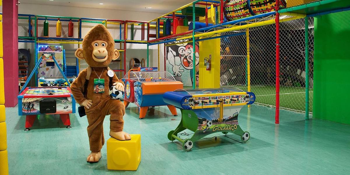 O Parque do Topete ganhou esse nome por conta de seu mascote oficial, um Alouatta (Divulgação)
