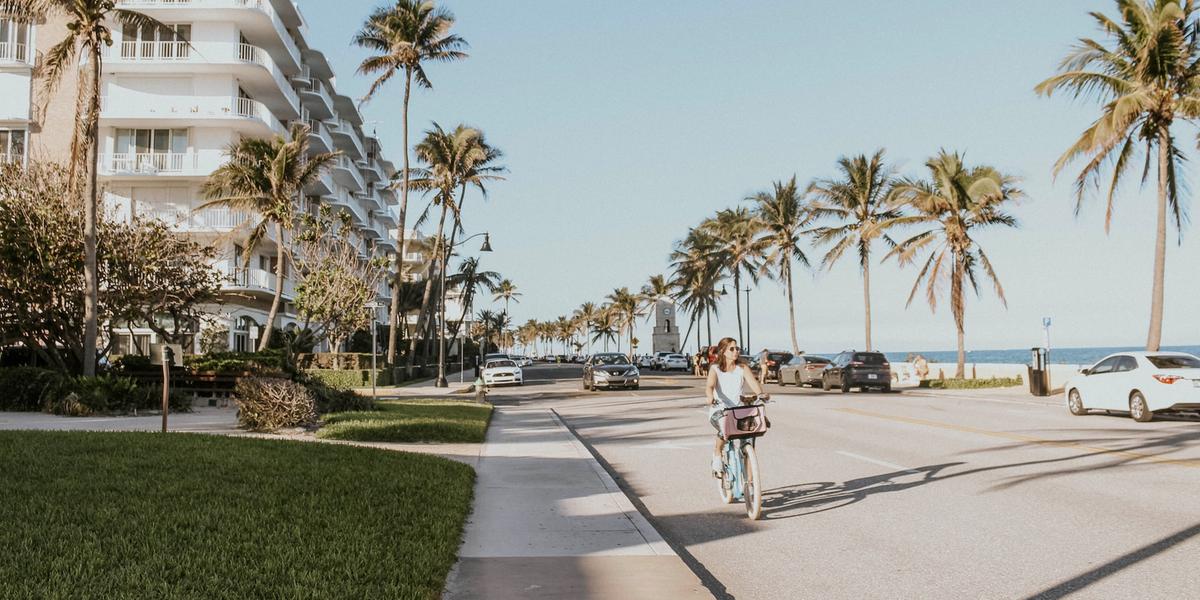 O plano de acessibilidade se concentra no aprimoramento de informações e recursos por meio de parcerias estratégicas e avaliações com o International Board of Credentialing and Continuing Education Standards (IBCCES), Wheel the World e Travelability (Tessa Wilson via Unsplash)