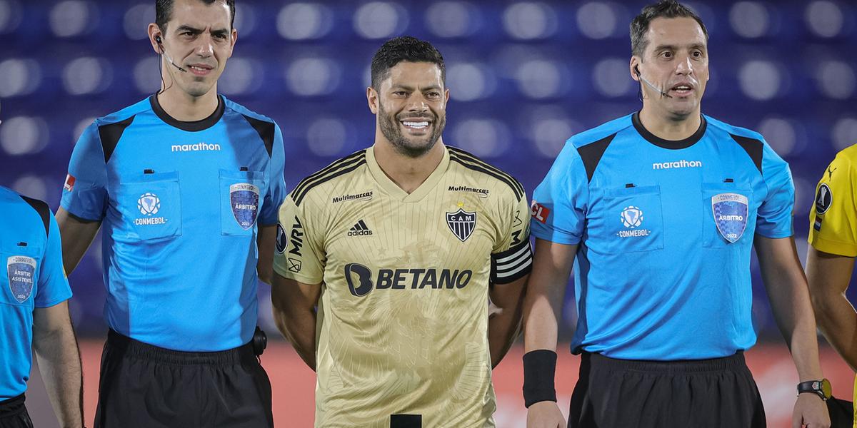 Relação com arbitragem faz Hulk deixar a faixa de capitão (Pedro Souza / Atlético)