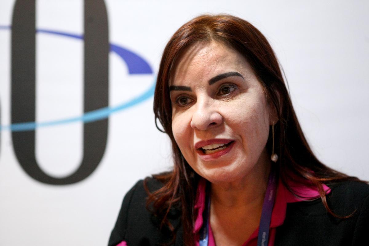 A médica Raquel Muniz conheceu o movimento ‘Bengala Verde’ em São Paulo e abraçou a causa (Maurício Vieira)