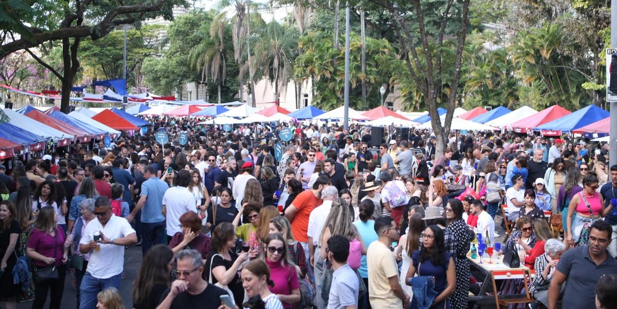 22ª edição da Festa Francesa em BH levou um bom público à Savassi (Maurício Vieira / Hoje em Dia)