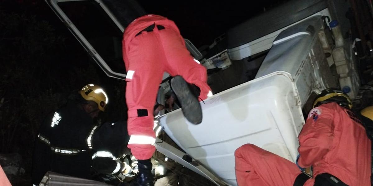 (Corpo de Bombeiros)