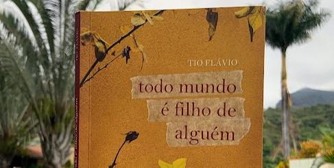 Livro “Todo mundo é filho de alguém: histórias quase invisíveis sobre empatia, solidariedade e humanidade” será lançado no sábado (Divulgação)