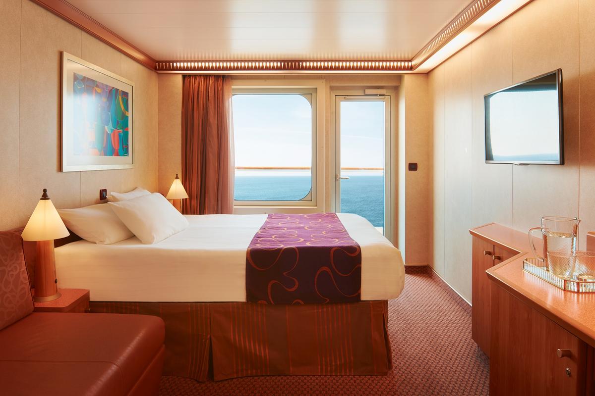 A gratuidade na tarifa marítima para o 2º, 3º e 4º hóspedes é válida para reservas feitas até o dia 30 de setembro (Divulgação / Costa Cruzeiros)