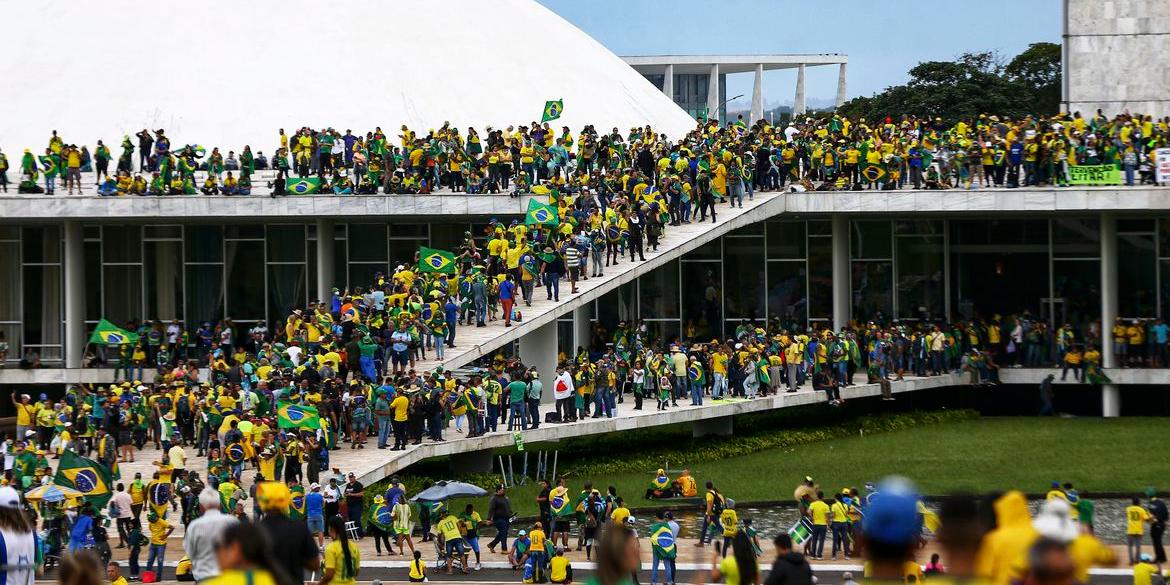 Brasília (DF), 08.01.2023 - Manifestantes golpistas invadem o Congresso Nacional, STF e Palácio do Planalto. (Marcelo Camargo / Agência Brasil)