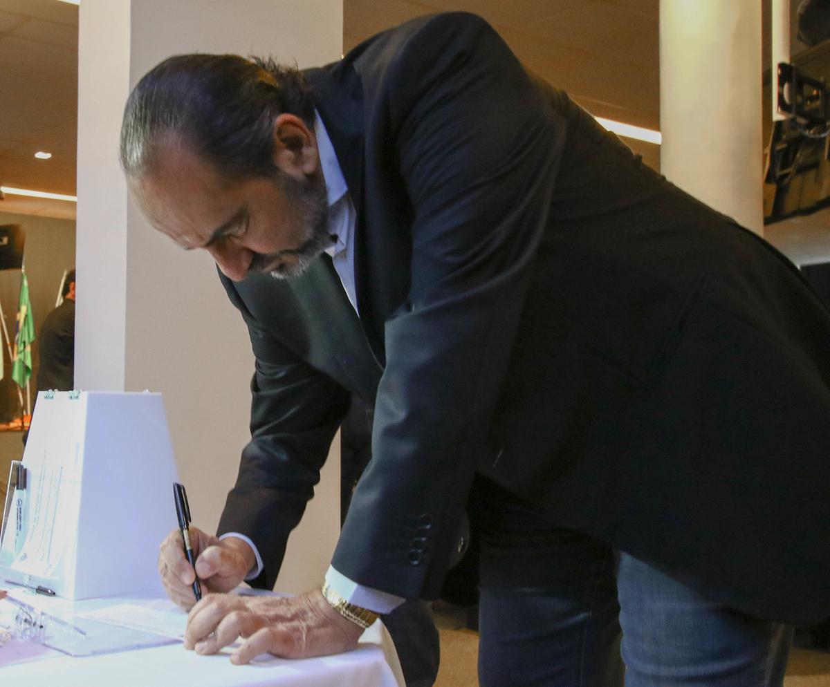 Kalil vota a favor da construção da Arena MRV (Bruno Cantini /Atlético)