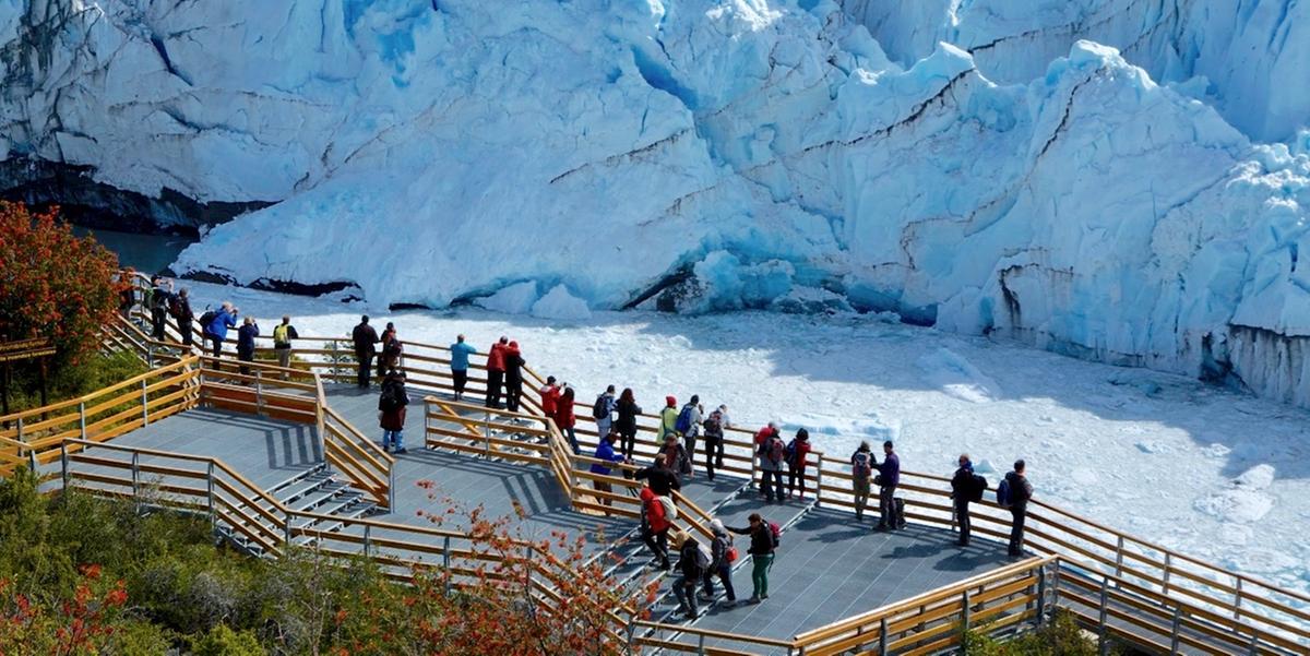 Este gigante de gelo tem média de 60 metros de altura (Jefferson Gonzalez / divulgação)