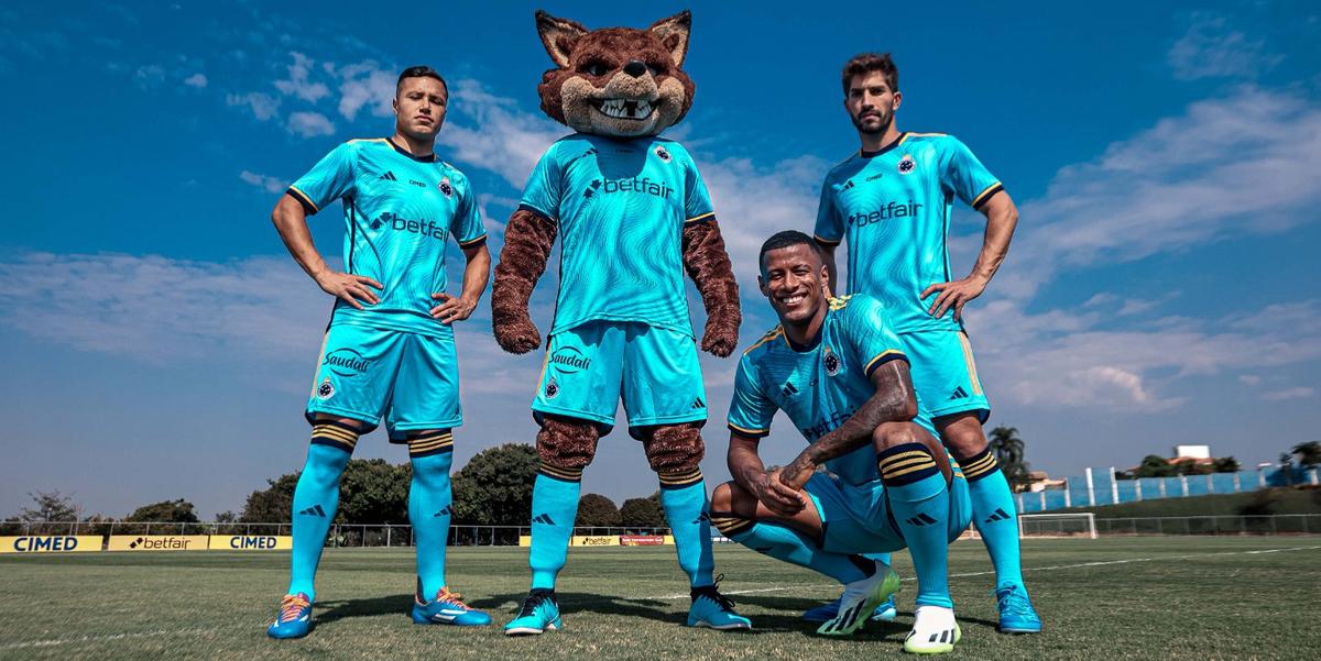 Cruzeiro relembra conquista da Tríplice Coroa no uniforme número 3 (Divulgação Cruzeiro)