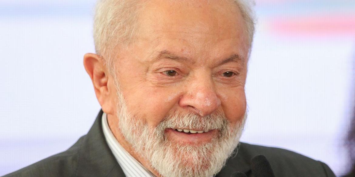 Brasília, DF 30/08/2023 O presidente Luiz Inácio Lula da Silva, durante solenidade de entrega do PPA Participativo 2024-2027 (Fabio Rodrigues-Pozzebom / Agência Brasil)