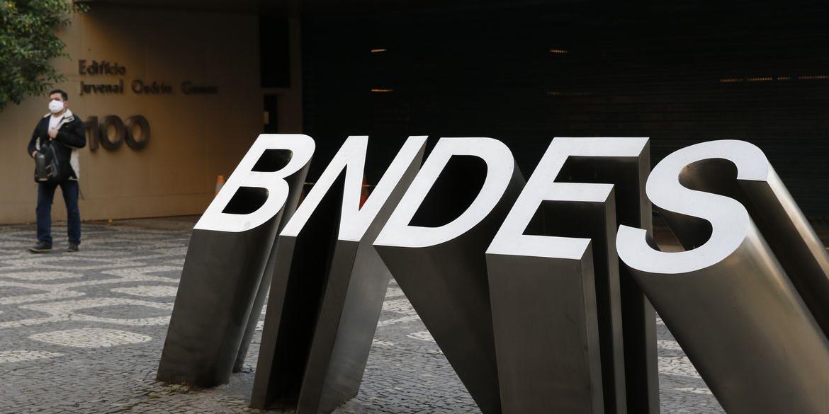 Edifício sede do BNDES, Banco Nacional de Desenvolvimento Econômico e Social, no Centro do Rio. (Fernando Frazão / Agência Brasil)
