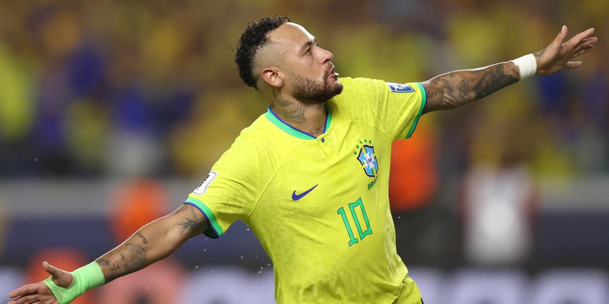 Neymar marca dois gols, supera Pelé e se torna maior artilheiro da Seleção Brasileira