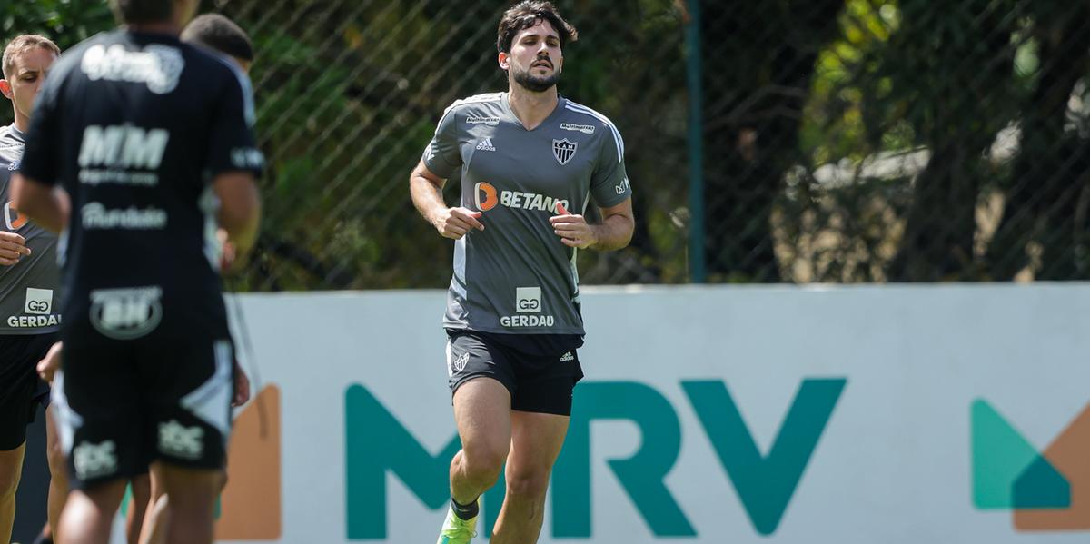 Rabello chegou no Atlético em 2019. No total, tem 161 partidas e marcou seis gols. (Pedro Souza / Atlético)