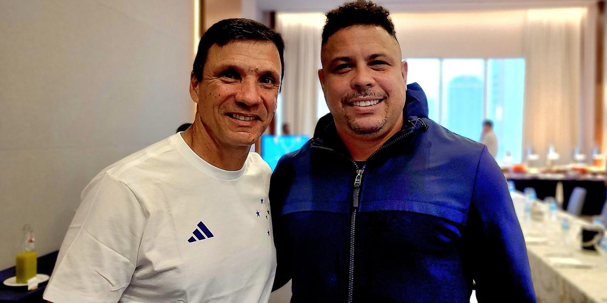 Fenômeno encontra Zé Ricardo, novo técnico do Cruzeiro, pela primeira vez (Reprodução / Twitter Cruzeiro)
