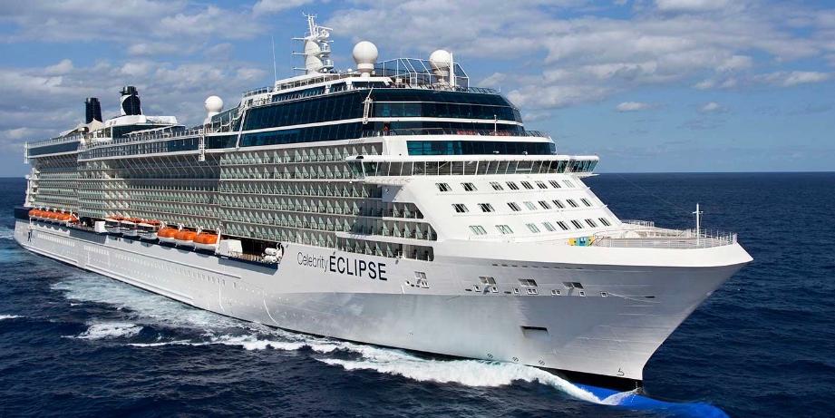 Durante a travessia, os hóspedes podem usufruir de uma experiência de férias estilo resort no meio do oceano (Celebrity Cruises / divulgação)