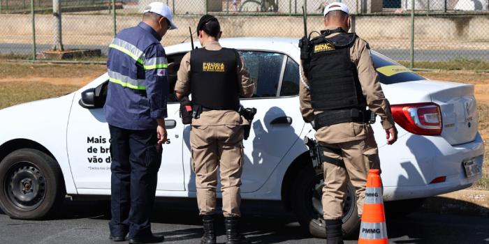Três pontos estratégicos foram armados no entorno do aeroporto: na entrada, na saída e no "bolsão", área destinada aos motoristas de aplicativos (Tiago Ciccarini / Sejusp)