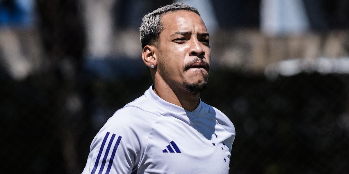 Pereira pode ser novidade na reapresentação do Cruzeiro (Gustavo Aleixo)