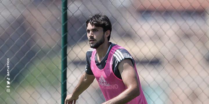 Zagueiro retorna após lesão sofrida em agosto (Pedro Souza / Atlético)