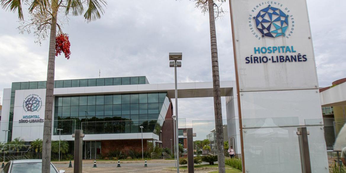 Presidente realizou uma cirurgia para restauração da parte direita do quadril e também a uma blefaroplastia (Fábio Rodrigues-Pozzebom / Agência Brasil)