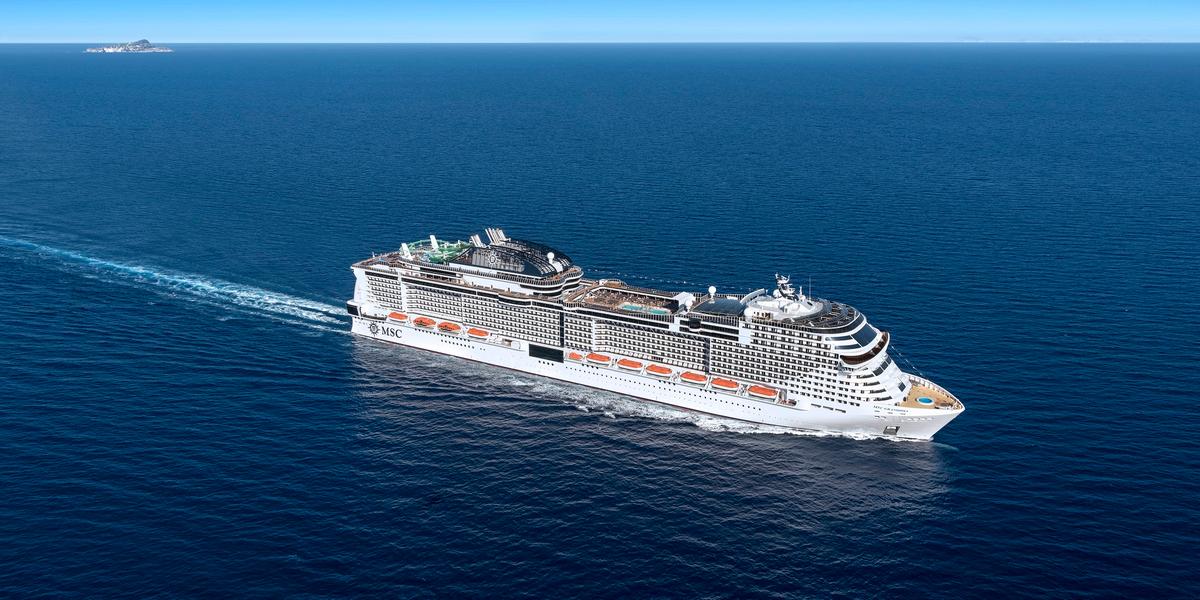 O espetacular MSC Grandiosa tem capacidade para 6.300 hóspedes, 2.421 cabines e 19 andares, e conta com um design deslumbrante e moderno (MSC Cruzeiros / divulgação)