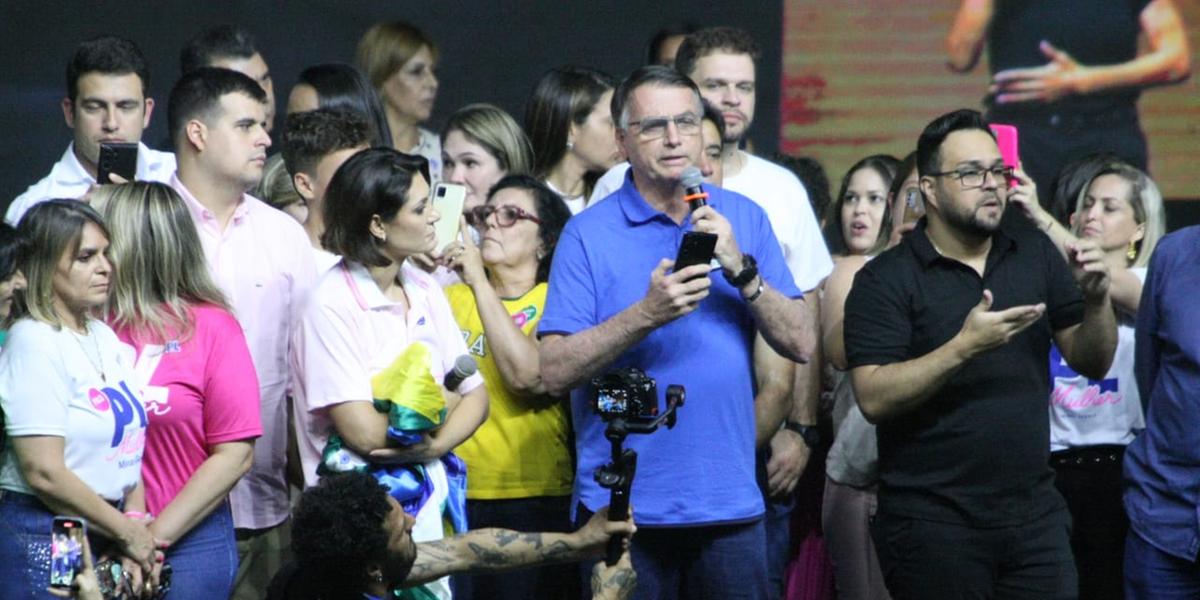 (Maurício Vieira)