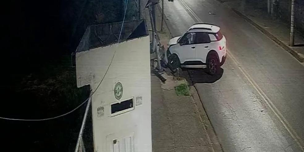 Homem é baleado ao fugir de assalto em Belo Horizonte (Reprodução /  Circuito de segurança)