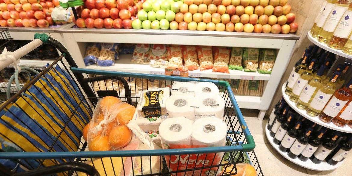 Supermercado (Valter Campanato / Agência Brasil)