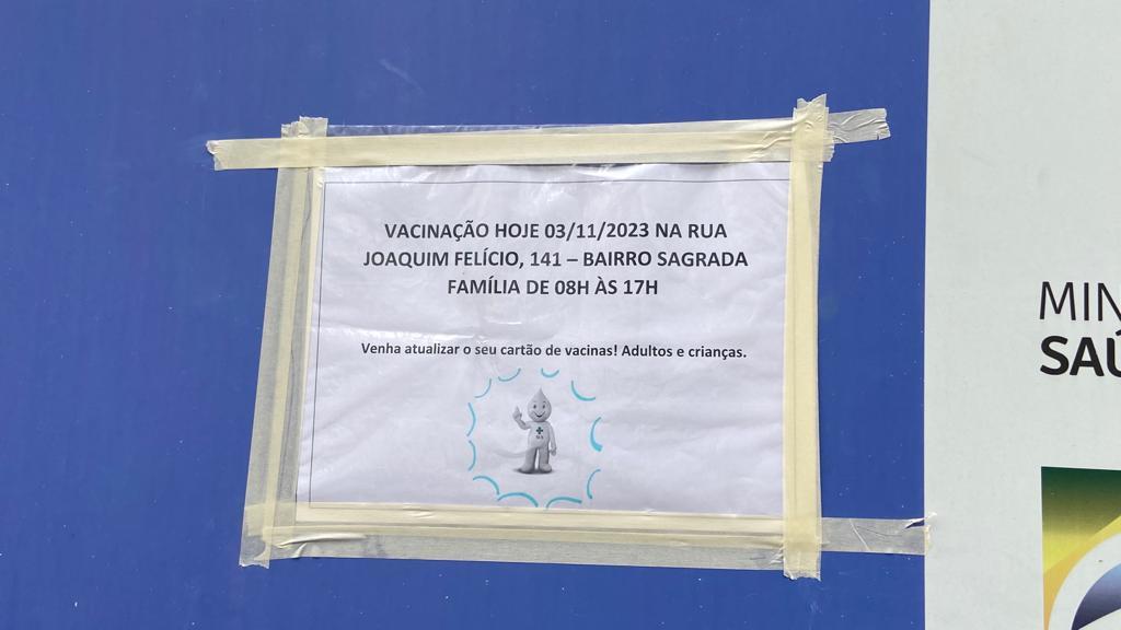 Aviso com novo endereço (Fernando Michel / Hoje em Dia)