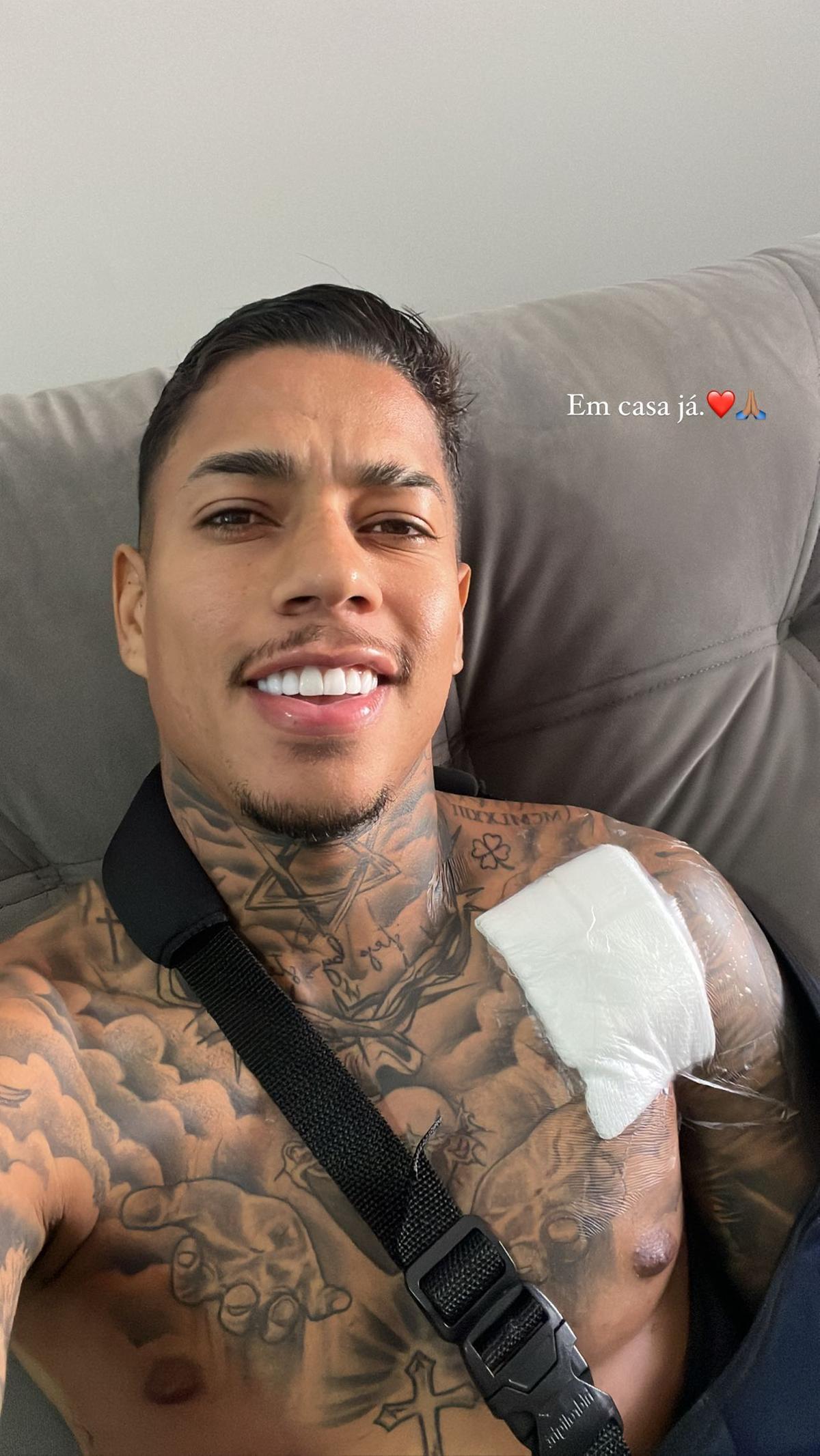 Matheusinho posta foto do ombro operado (Reprodução / Instagram Matheusinho)