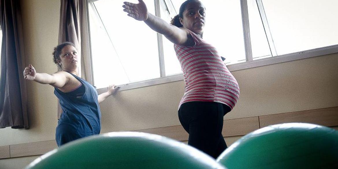 Estudo da Escola Nacional de Saúde Pública Sérgio Arouca, em 2012, aponta uma prevalência de sintomas de depressão em 26,3% das mulheres no período de 6 a 18 meses após o parto. (Arquivo/ Agência Brasil)