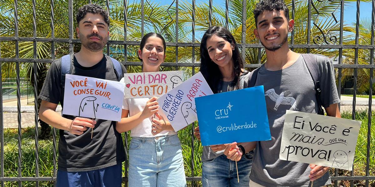 Da esquerda para a direita: Lucas Rocha, Estela Rocha, Vanessa Medeiros e Josué Martins (Pedro Melo)