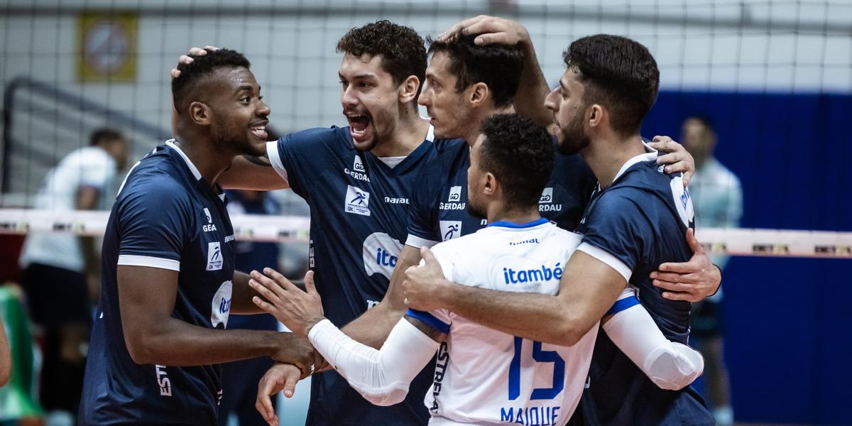Minas venceu o Joinville por 3 sets a 1, em sua estreia na Superliga (Hedgard Moraes/Minas Tênis Clube)