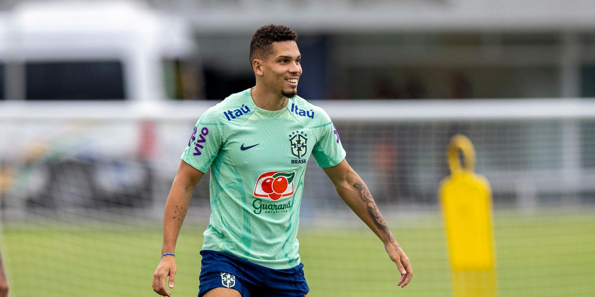 Paulinho é o artilheiro do Campeonato Brasileiro, com 17 gols (Joilson Marconne / CBF)
