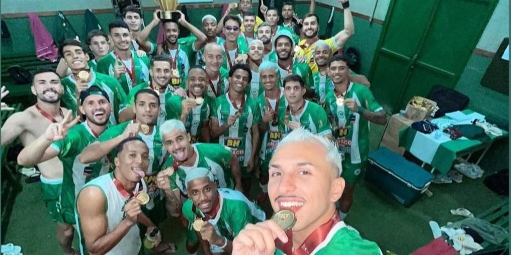Mamoré celebra o terceiro título da segundona do Mineiro (Reprodução / Instagram Mamoré)