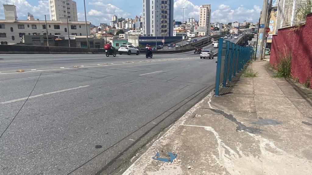 Radar na avenida Cristiano Machado foi retirado. (Fernando Michel / Hoje em Dia)