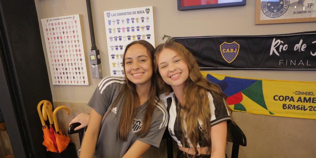 Sofia e Izabele, de 16 anos (Fernando Michel/ Hoje em Dia)