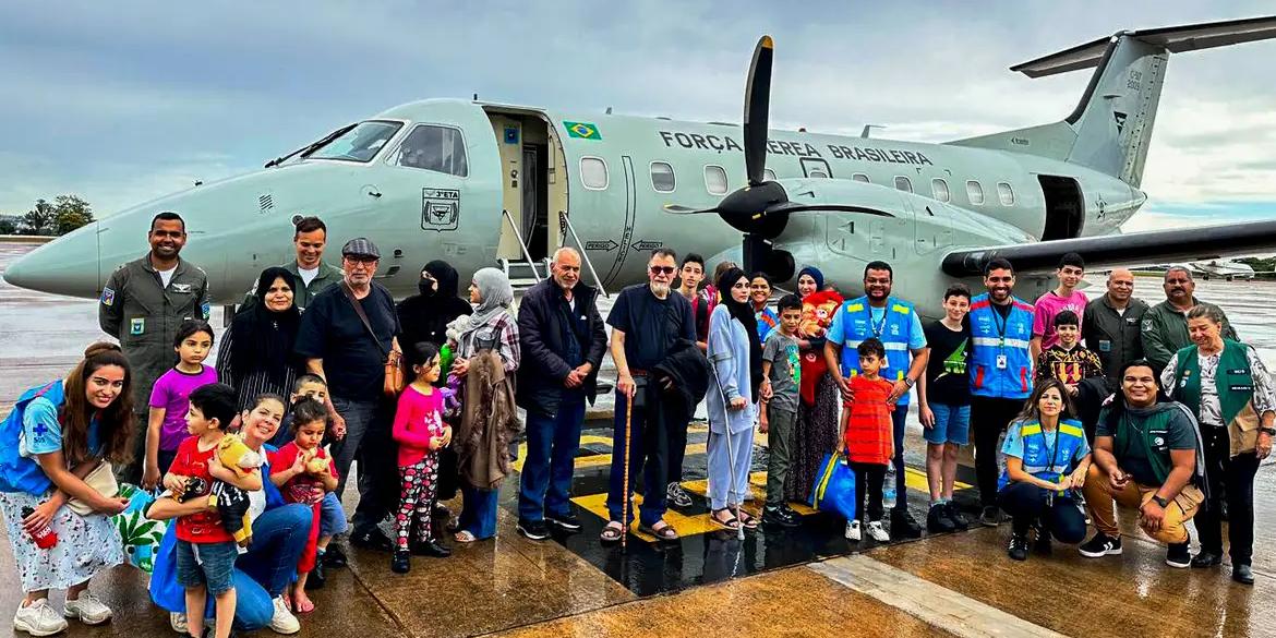 Operação Voltando em Paz já trouxe ao Brasil mais de 1,5 mil pessoas resgatadas em 13 voos com passageiros vindos tanto de Israel como da Palestina. (Divulgação/ FAB)