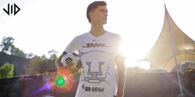 Juan Dinenno está perto de acerto com o Cruzeiro (Reprodução / Instagram Juan Dinenno - Divulgação Pumas-MEX)