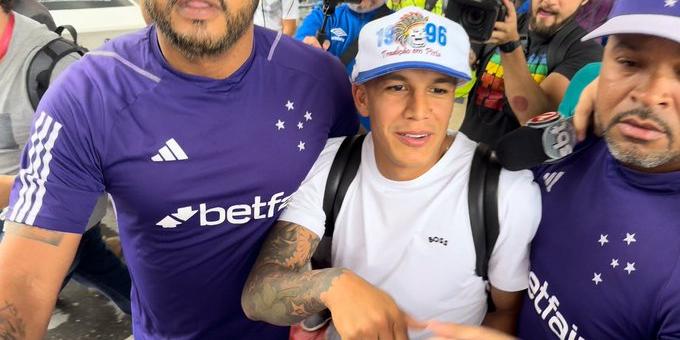 Lucas Romero retorna ao Cruzeiro após cinco anos (Reprodução / Redes Sociais)