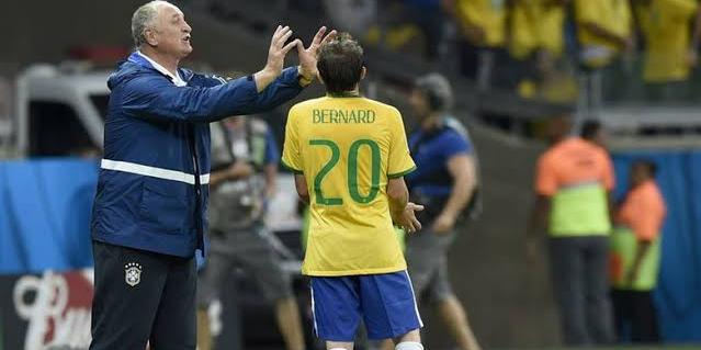 Felipão convocou Bernard para a Copa do Mundo de 2014 no Brasil (Reprodução/ Redes Sociais)