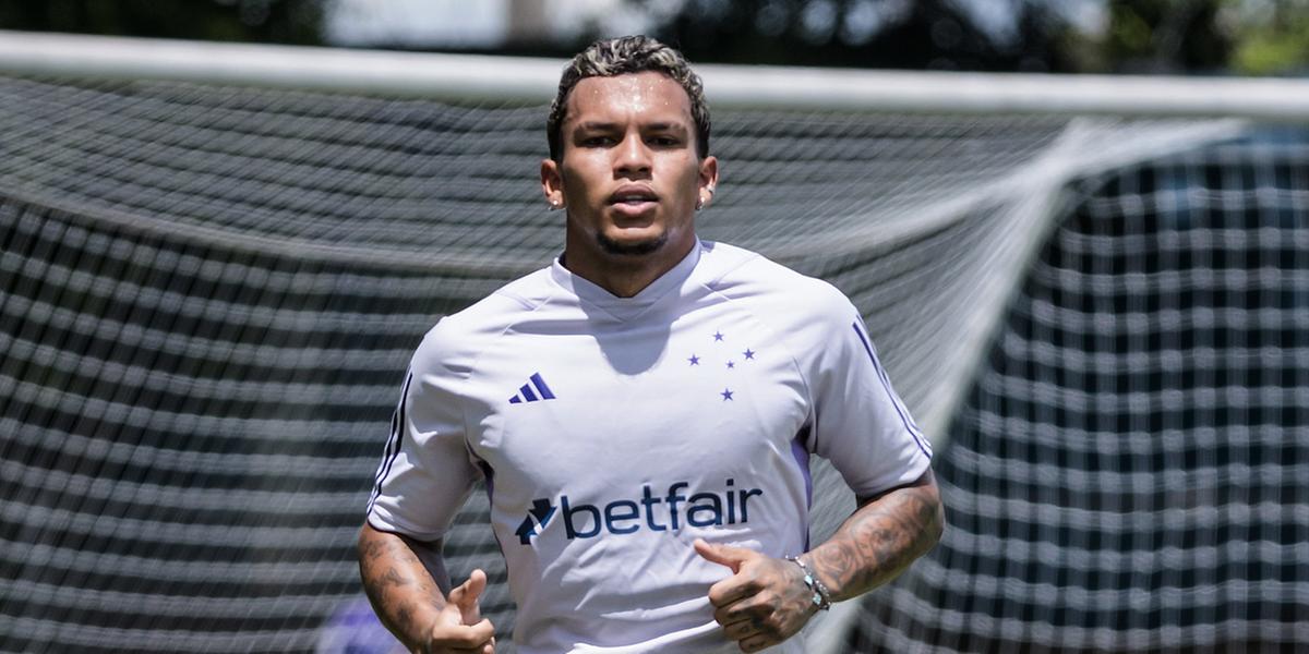 Gabriel Verón sofre lesão e terá que passar por cirurgia (Gustavo Aleixo/Cruzeiro)