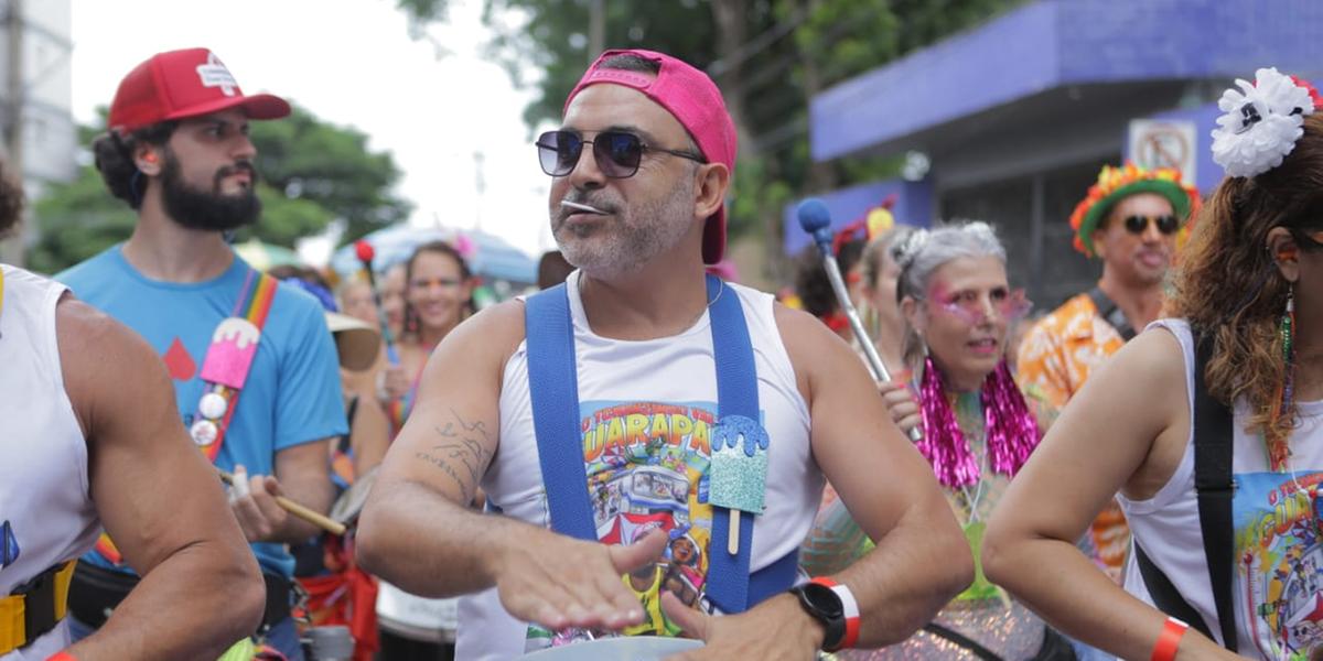 Bateria do bloco Tchanzinho da Zona Norte (Fernando Michel / Hoje em Dia)